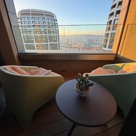 Skypark 24th Lounge Apartament *